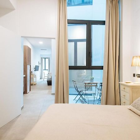 Apartamento Centrico En La Calle Cruz Verde, 10 Sevilla Kültér fotó
