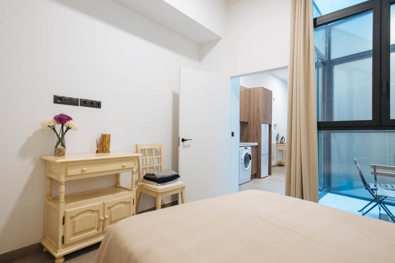 Apartamento Centrico En La Calle Cruz Verde, 10 Sevilla Kültér fotó