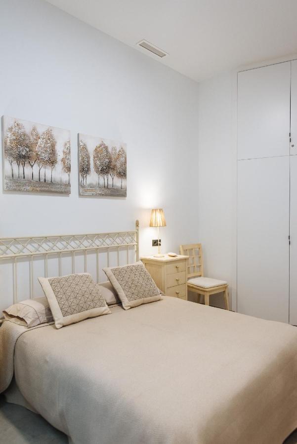 Apartamento Centrico En La Calle Cruz Verde, 10 Sevilla Kültér fotó