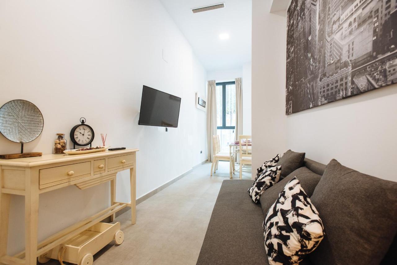 Apartamento Centrico En La Calle Cruz Verde, 10 Sevilla Kültér fotó