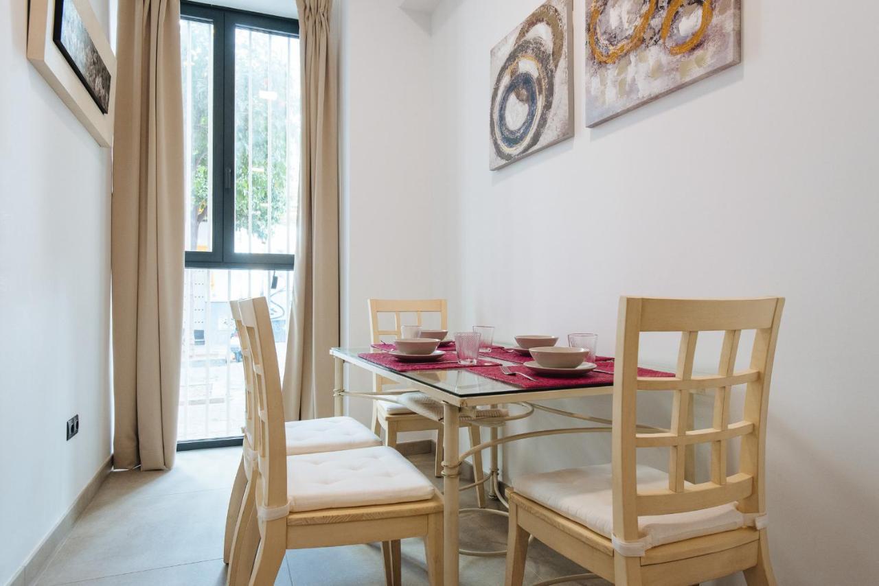 Apartamento Centrico En La Calle Cruz Verde, 10 Sevilla Kültér fotó