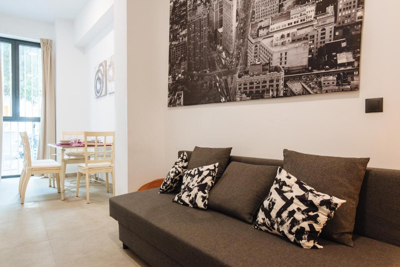 Apartamento Centrico En La Calle Cruz Verde, 10 Sevilla Kültér fotó