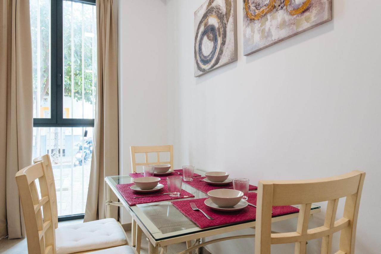 Apartamento Centrico En La Calle Cruz Verde, 10 Sevilla Kültér fotó