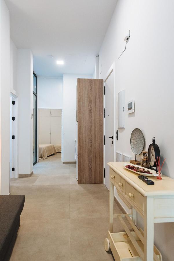 Apartamento Centrico En La Calle Cruz Verde, 10 Sevilla Kültér fotó